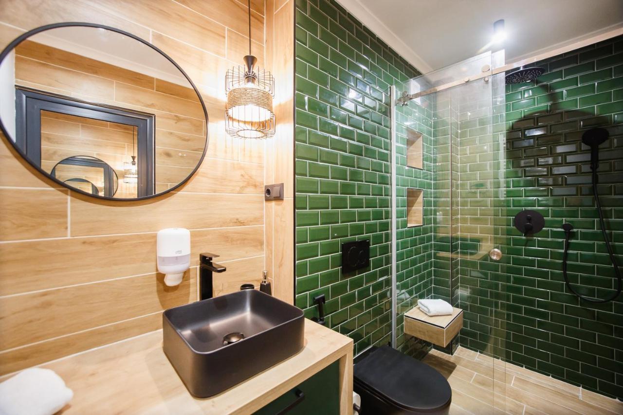 Green Velvet City Retreat Oradea Ngoại thất bức ảnh